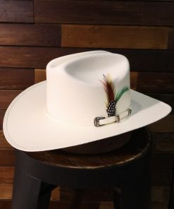 LR: 1,000x 3 1/2″ brim (Pre-shaped Cattleman Crown) Straw Hat